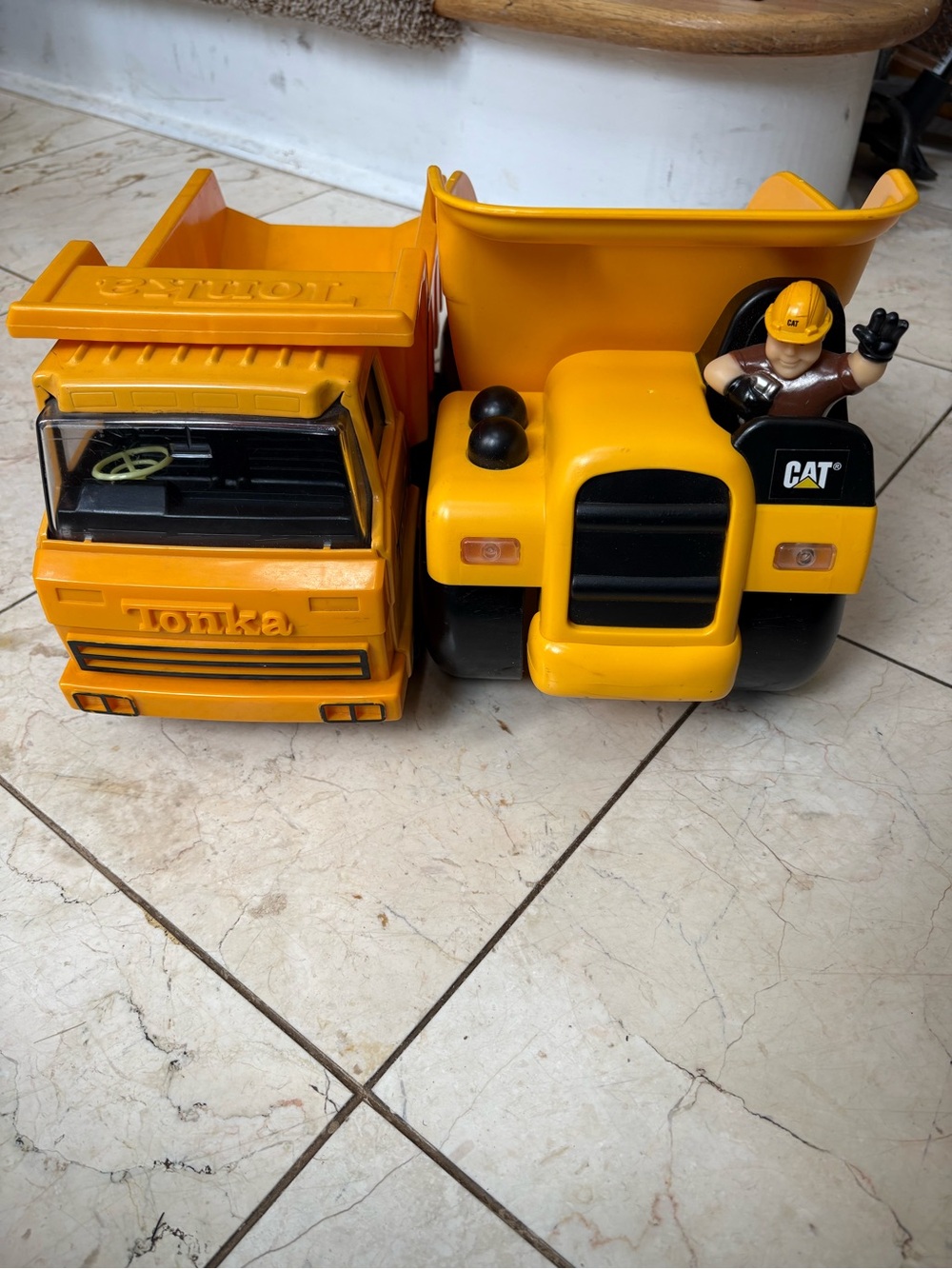 Tonka & CAT Yellow Dump Truck Toy Bundle - Kids Construction Playset
